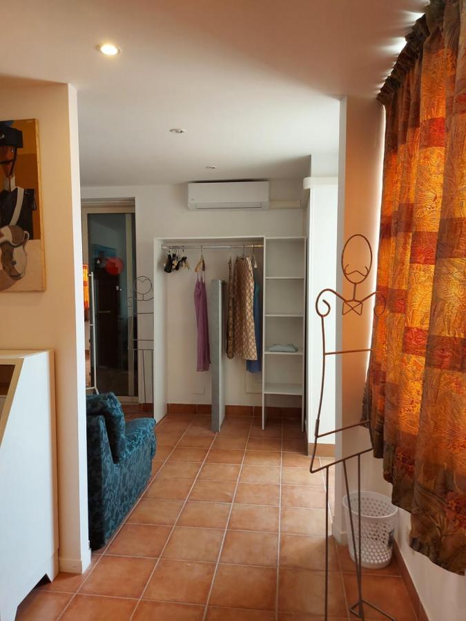 Il Mecenate Suite D'Autore Palermo Exterior foto